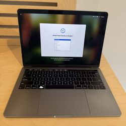 MacBook Pro 13” 2019 – One USB-C Port Not Working – Excellent Condition