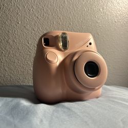 Fujifilm Instax Mini 7+ Light Pink Camera Bundle With Case