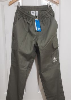 Adidas Originals Cargo Pants Men's Size SMALL Brand NEW Authentic