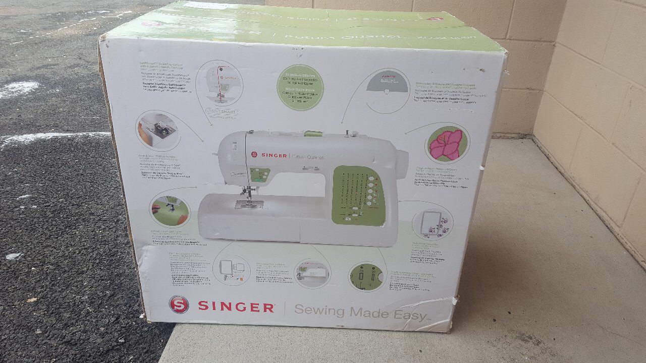 SINGER SEWING MACHINE EMBROIDERY NEW
