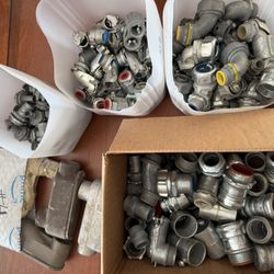 Electrical Fittings Lot; Couplers, EMT Elbows, Thomas And Betts; Tite Bite FMC Cable; USA 