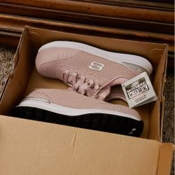 Women's Work Wear Skechers (Composite Toe)