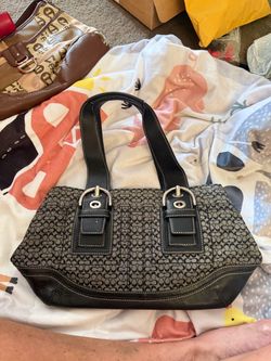 Coach new cutch purse