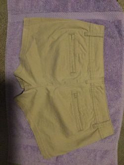 Arizona Jean Co Khaki Shorts Size 1 Brand New for Sale in Phoenix