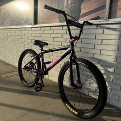 BMX BIKE