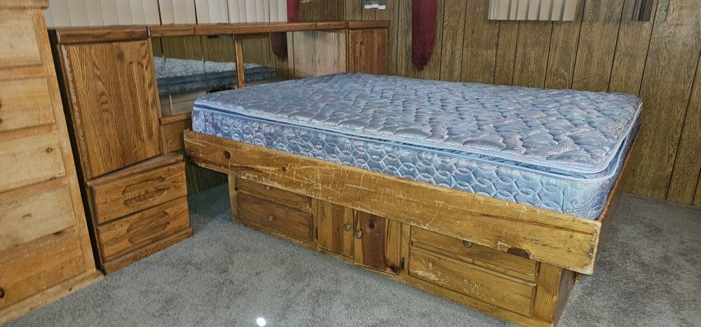 Bedroom Set