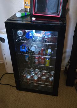 Ivation 126 can fridgerator