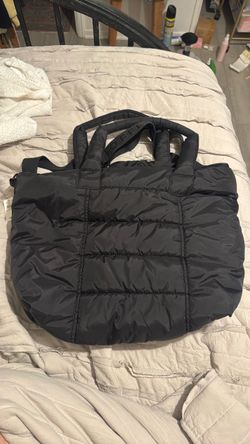 Offline Puffer Tote Gym