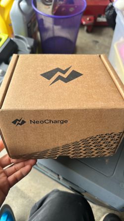 NeoCharge EV smart splitter
