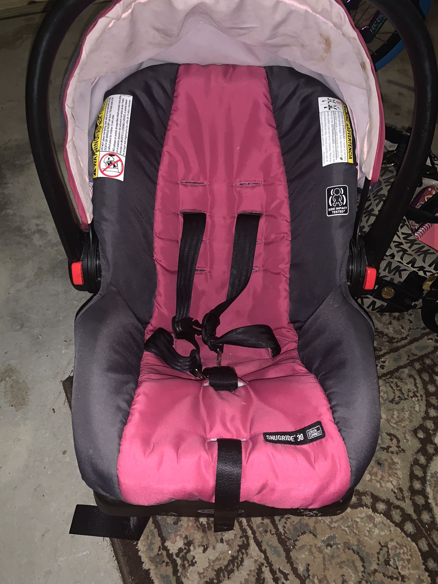 Snugride car seat and base