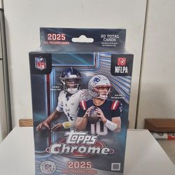 Topps Chrome Football Hanger Box (FACTORY SEALED)