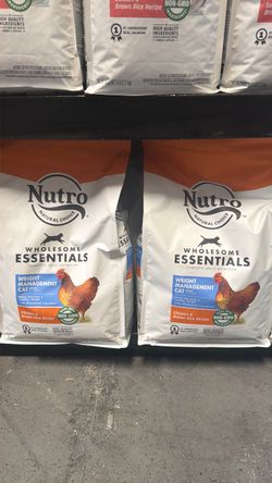 Nutro Wholesome Essentials Weight Management Cat Food