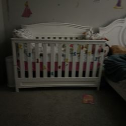 Crib With Double Mattress 