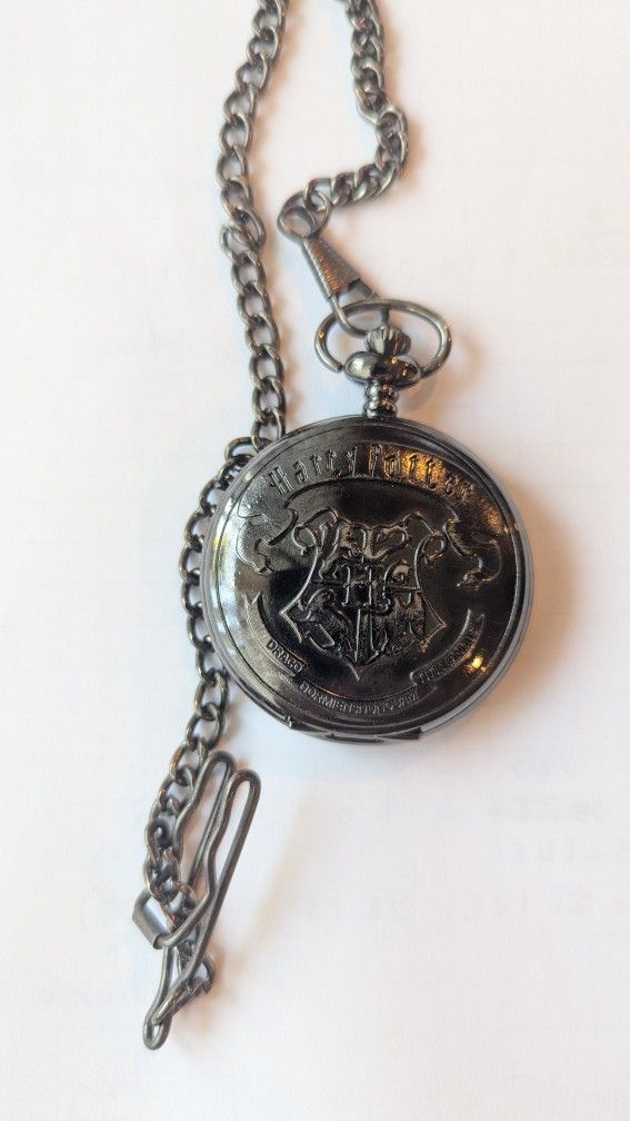 Harry Potter Hogwarts Pocket Watch 