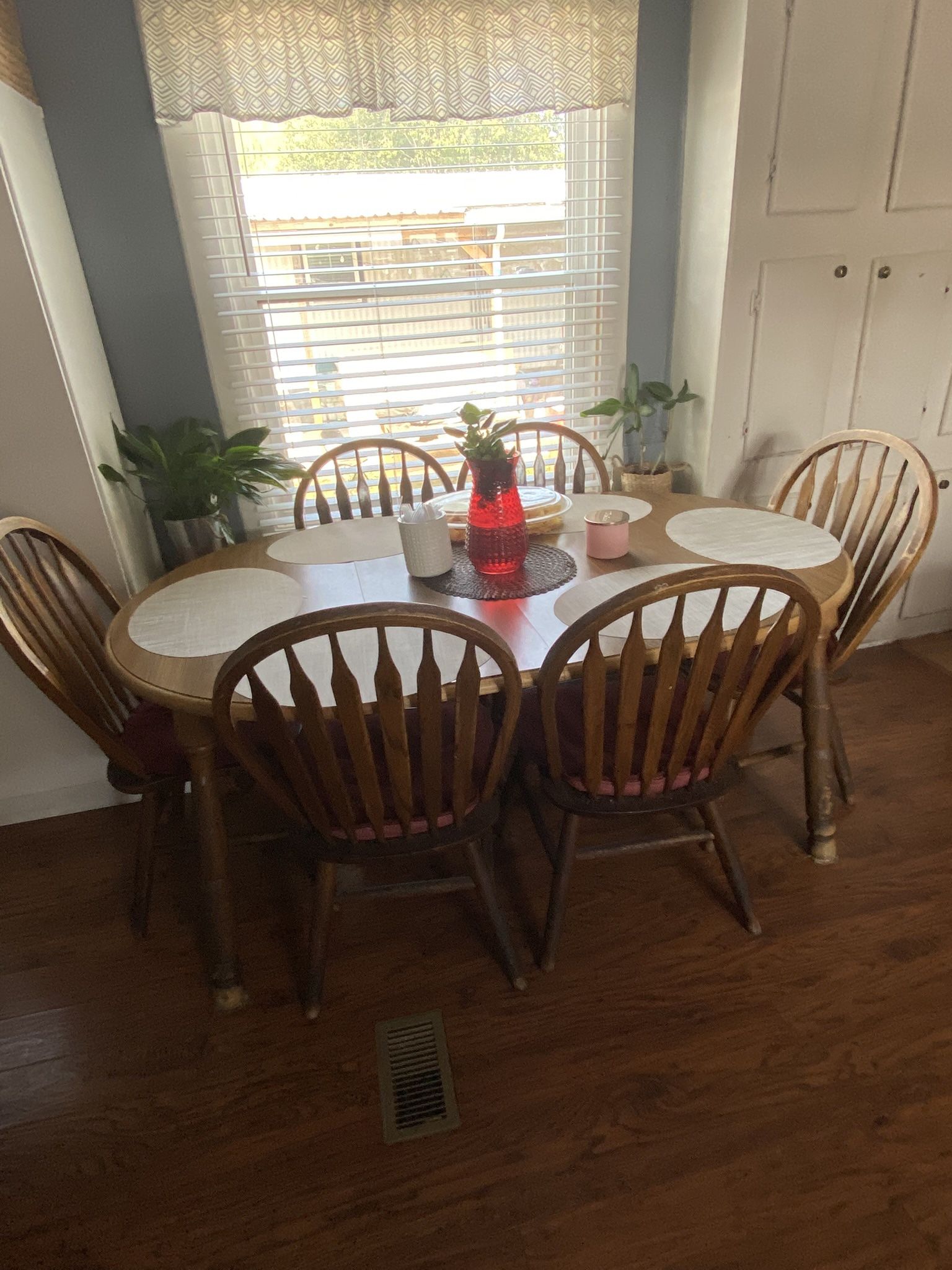 Dining Table With 6 Chairs