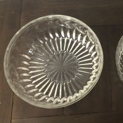 Vintage Leonard Crystal Mid-Century Modern clear crystal glass serving bowl with thumbprint and teardrop design, starburst on bottom center