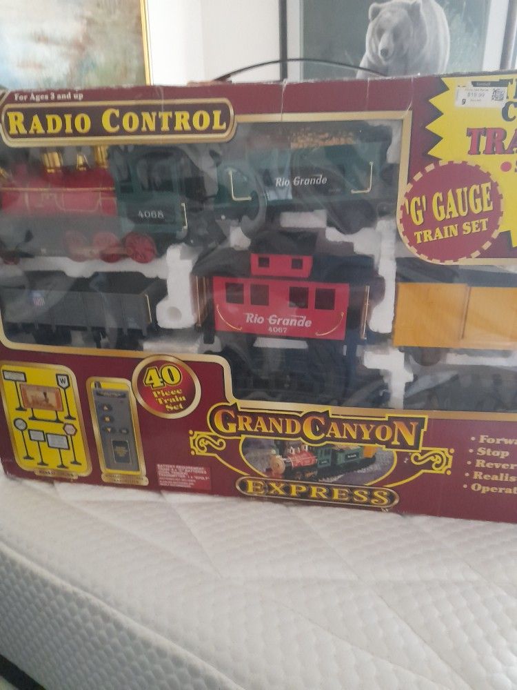 Radio Control Grand Canyon Express Vintage Train
