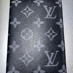 Men’s Louie Vuitton Wallet (price Is Negotiable)