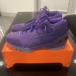 New Nike Mens LeBron 1 Air Zoom Generation Retro Lakers Purple Suede Shoes 