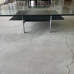 B&B Italia Diesis Coffee Table designed by Antonio Citterio & Paulo Nava with Glass Top