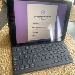 📱 iPad 7ª generación + Teclado original Apple