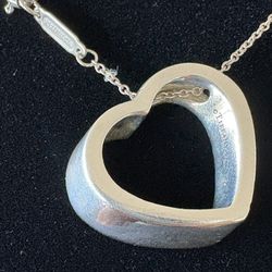 TIFFANY & Co. 3D Open Heart Slanted Pendant Necklace Silver 925 