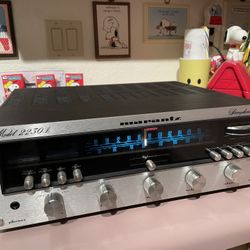 Marantz 2230b Vintage Stereo Receiver - Very Nice