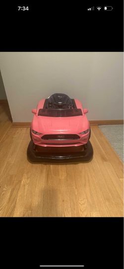 Bright starts Ford Mustang 4-in-1 Walker