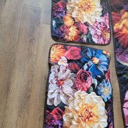 Bed Cover With 2 Pillow Covers