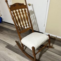 Chair Wooden 