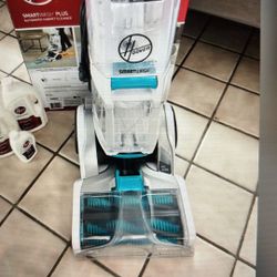 Hoover Smartwatch Upright Carpet Cleaner FH52000G