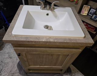 Mobile home bathroom vanity
