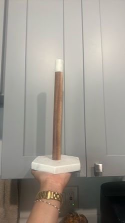 Towel holder
