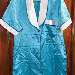 LADIES SIZE MEDIUM LOUNGING ROBE by SARAH SPENCER - OPEN BOX UNUSED JUST UNPACKED*** SATINY WHITE WITH AQUA BLUE PIPPING & POCKET