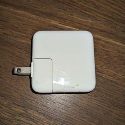 Apple 30W USB-C Power Adapter 