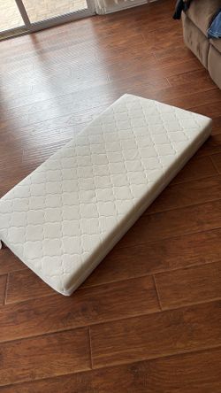 Newton crib mattress