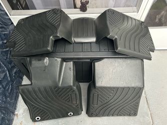 Custom mats Toyota Camry  2019 2022