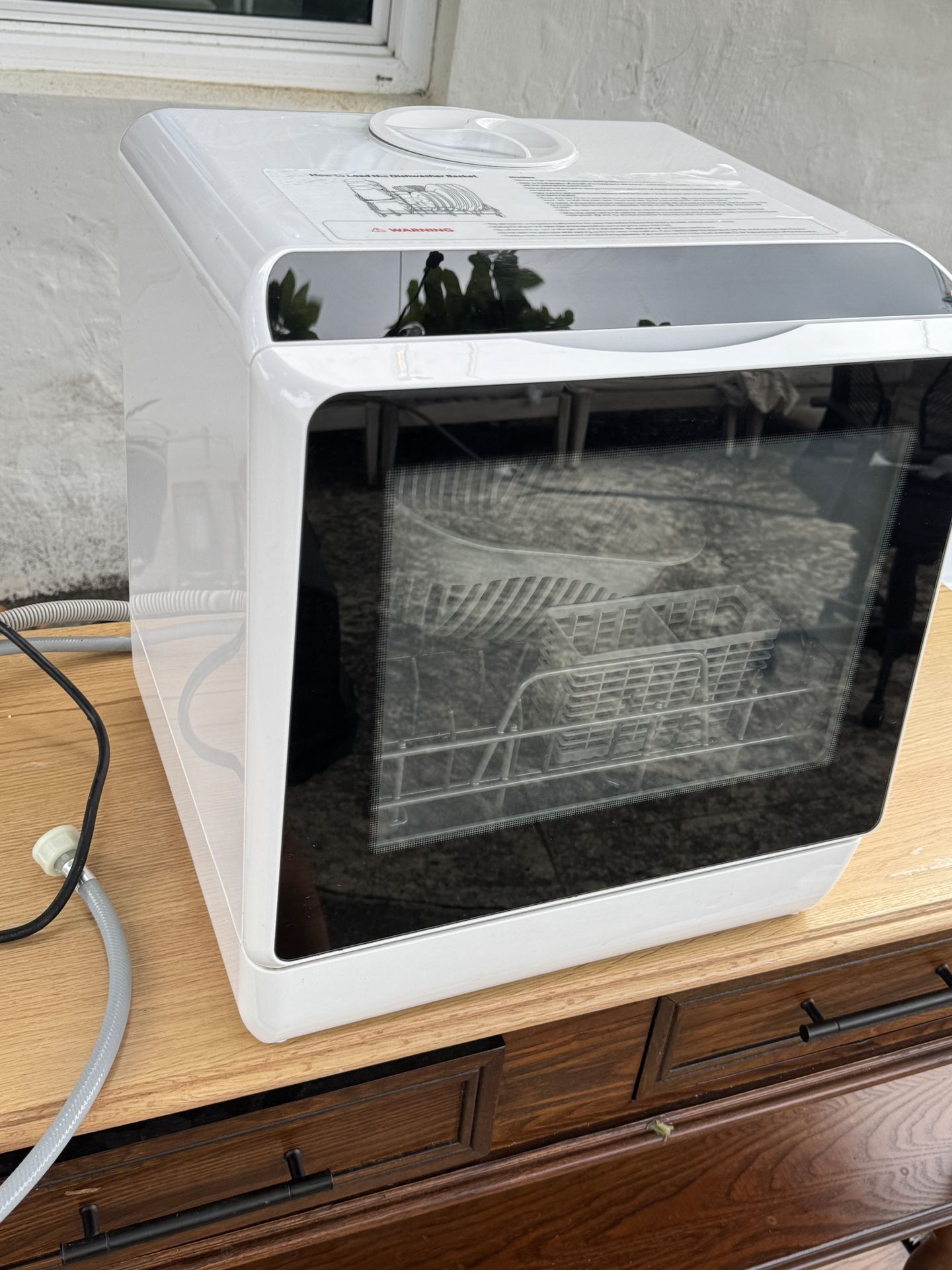 Small Office Or Home Dishwasher