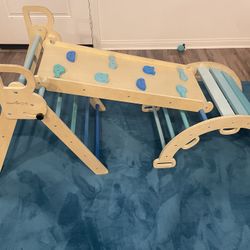 Pikler Triangle Climbing Set