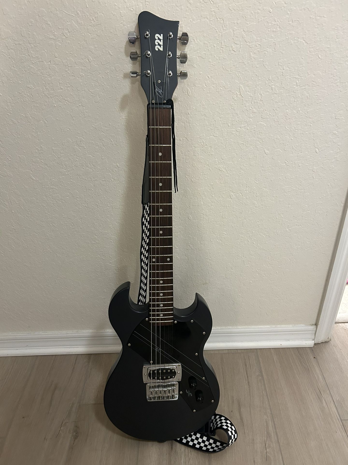 Adam Levine 222 First act Electric Guitar