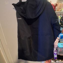 Women's black hooded omni tech infinity Pulaski parka