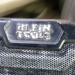 Klein Bluetooth Magnetic Speaker