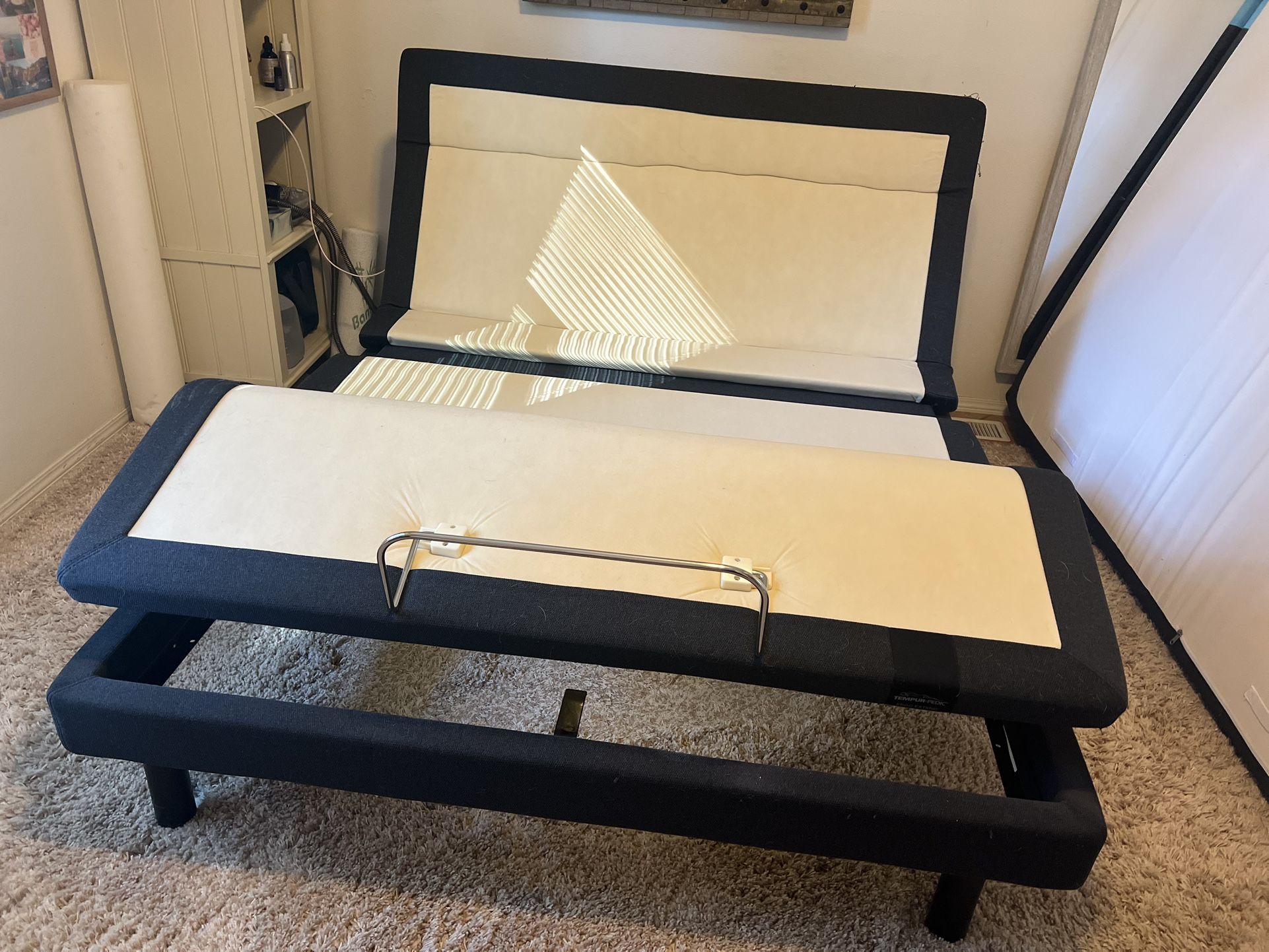 Tempurpedic Ergo Extend Adjustable Bed Frame for Sale in Issaquah, WA