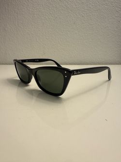 Women’s Ray-Ban Wayfarer Sunglasses
