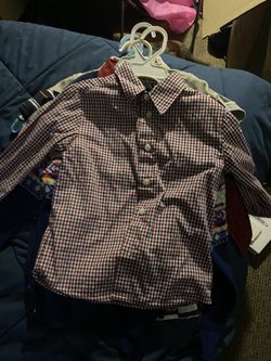 Boys Collar Shirt And Christmas Sweaters $5.00 Each Size 6