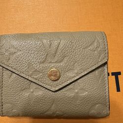 Louis Vuitton Zoe Wallet