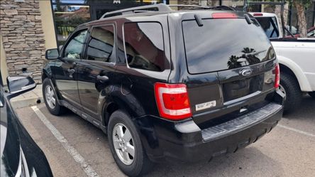 2011 Ford escape 2027 tags