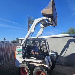 Bobcat 753 Skid Steer