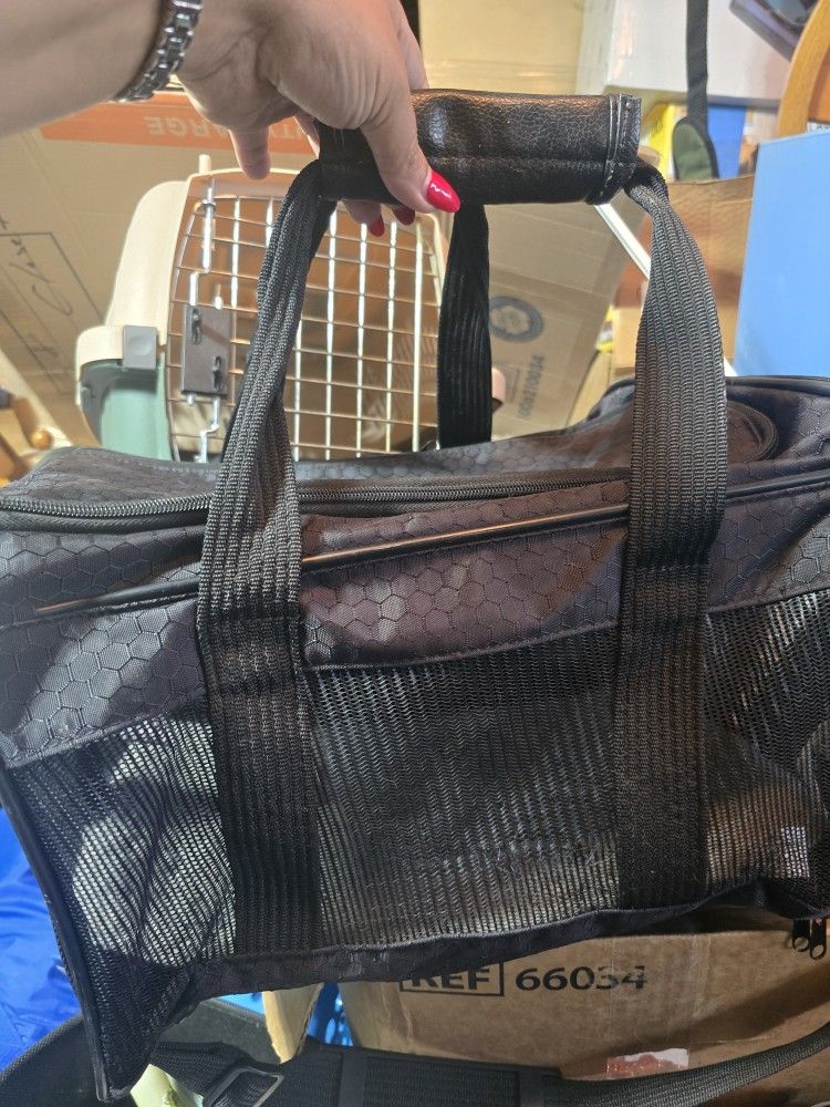 Pet Carrier