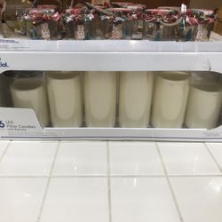 6 LED Pillar, candles, with Remote control.  New inbox!!